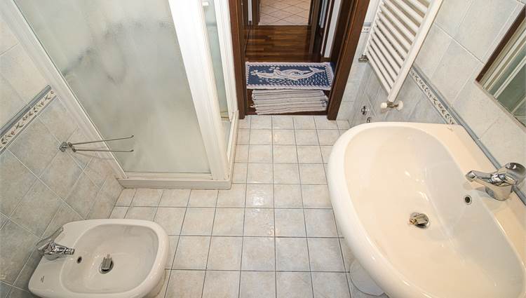 3 Piano - bagno